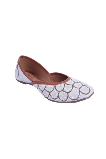 White Scalloped Beaded Traditional Juttis